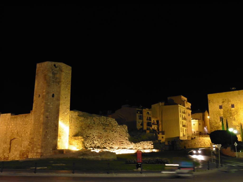 Acogedor Apartamento En El Corazon Medieval De Tarragona Apartment Exterior foto
